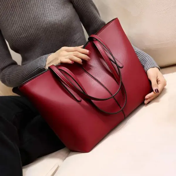 Luxury handbags (Red)
