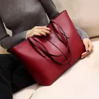 Luxury handbags (Red...