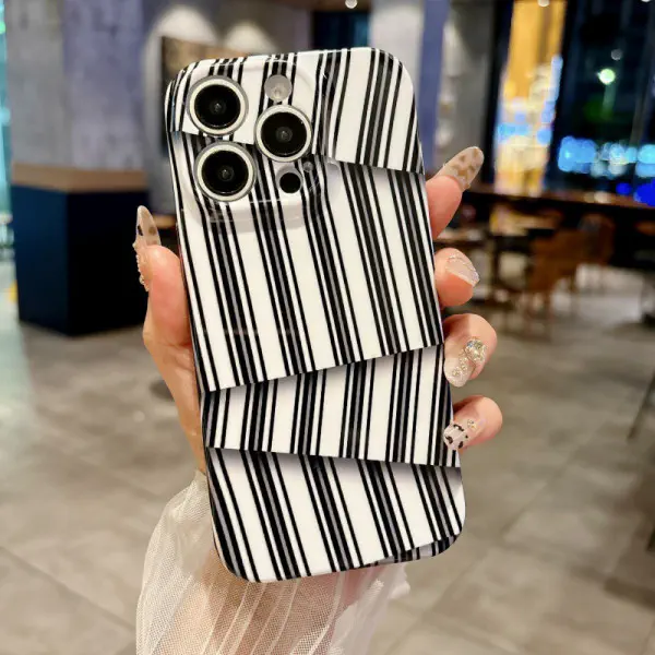 Black & White Abstract Stripe Pattern Glossy Case for iPhone