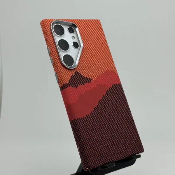 Luxo Life Redium Carbon Fiber MagSafe Case for Samsung Galaxy