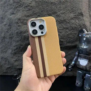Luxo Life Carbon Fiber Magsafe Reflective Case for iPhone