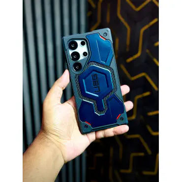 Urban Armor Gear Mon...