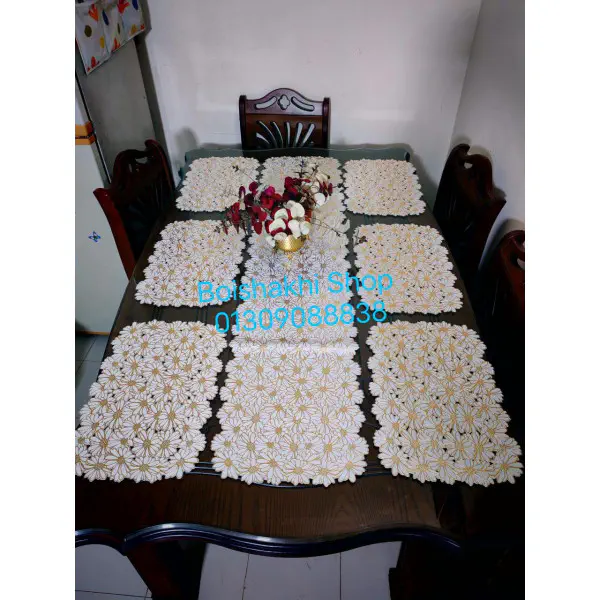 6 Pcs Table Mat + 1 Runner Set(squre shape