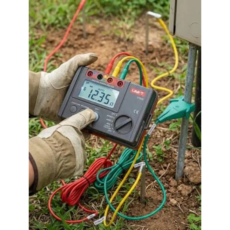 UNI-T UT522 Digital Earth Tester – 4000 Counts, 0–4000Ω Earth Resistance, 2-Wire & 3-Wire Testing, Professional Ground Tester