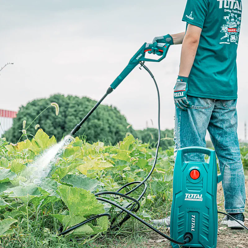 TOTAL 1400w, 130 Bar High Pressure Washer, car washer TGT11316