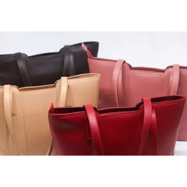 New Luxury bag (Red)...