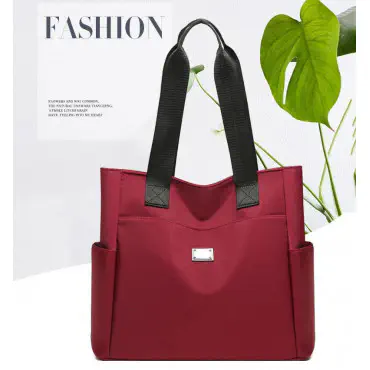Women Nice Shoulder Bag ( Maroon )