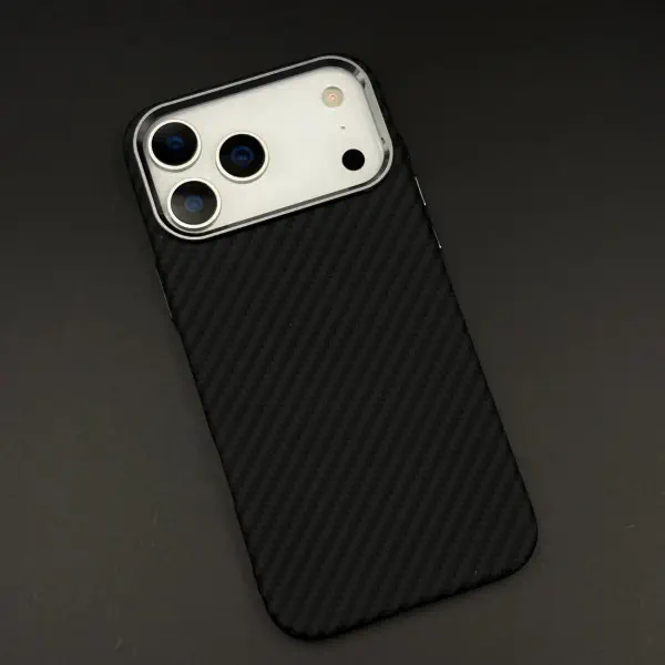 Original Luxo Life Premium MagSafe Reflective Carbon Textured Case For iPhone