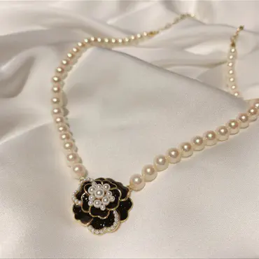 Women Camellia Pearl...