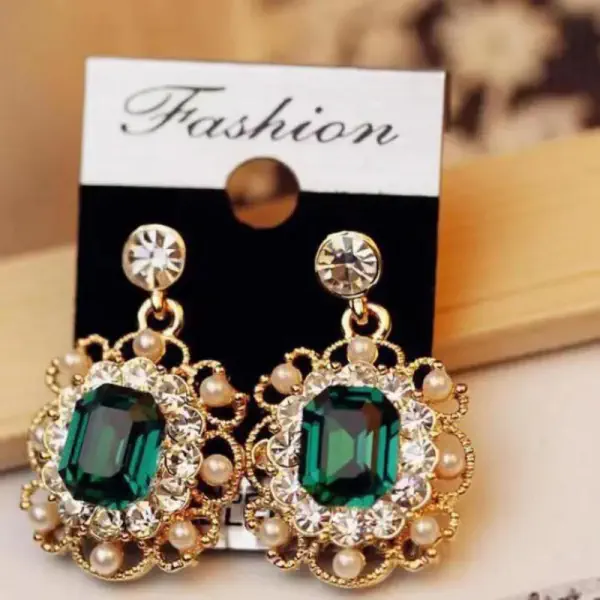GUESS Basic Fringe Linear Drop Earrings