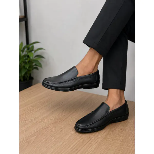 Genuine Leather Loafer For Men ! Plain Black ! - L111