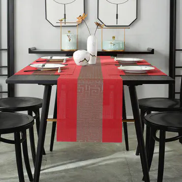 Table Runner & Placemat Set (6 Pcs + 1 Runner)