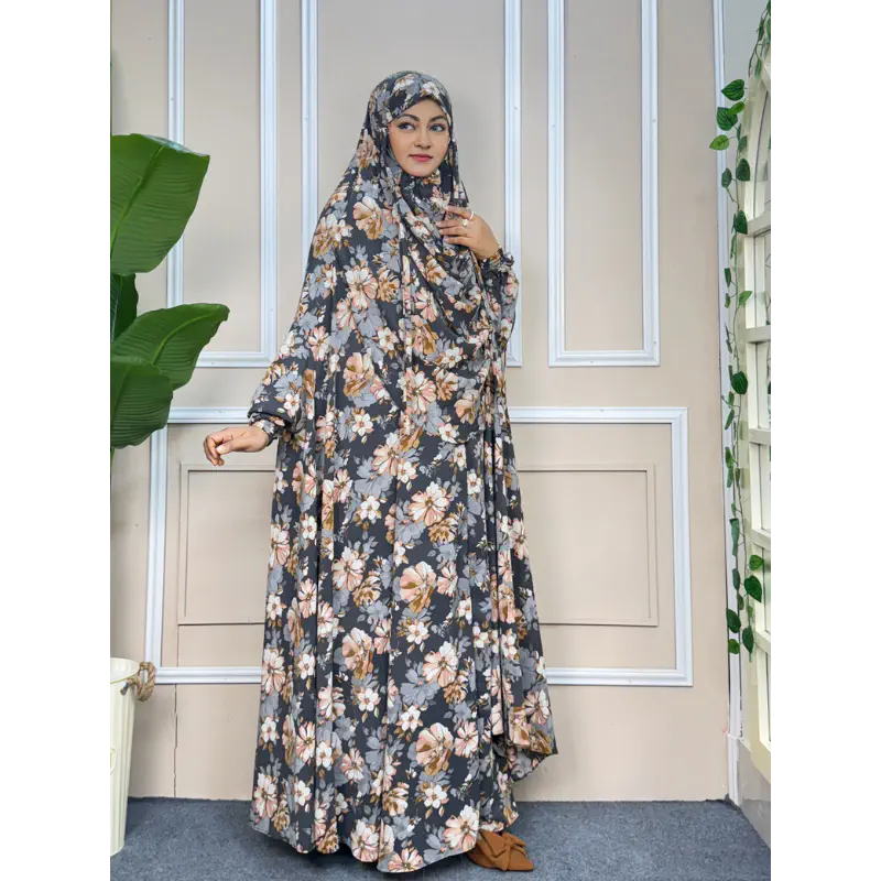 Naazri Rahma Abaya