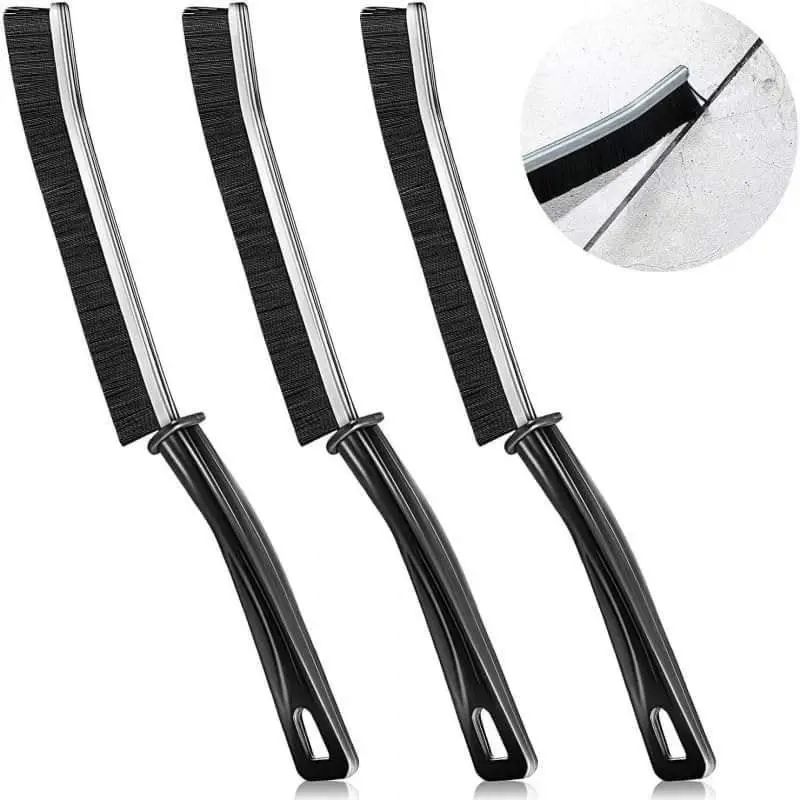 Gap cleaning brush