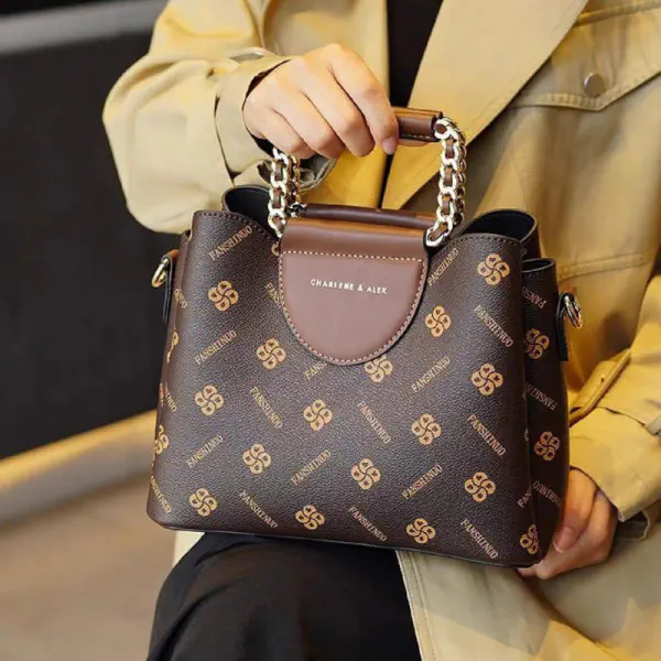 PU leather Ladies clutch hand bag (Coffee)