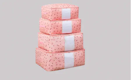 Foldable Quilt Storage Bag For Clothes, Blanket, Pillow & Other essential items.