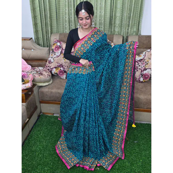 প্রিমিয়াম হাফসিল্ক বুটিক শাড়ি