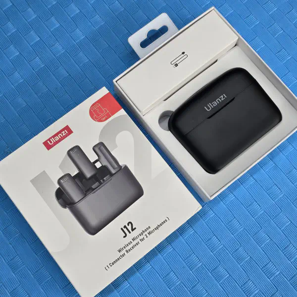 Ulanzi J12 Dual Wireless Microphone with Charging Case For Type-C