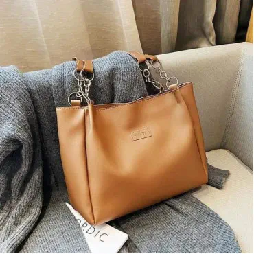 fashion shoulder bag...